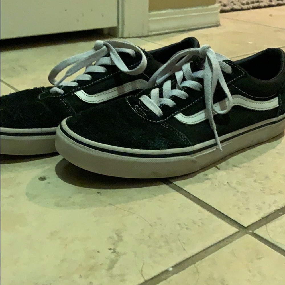 Black vans